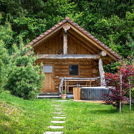 Hut At The Forest Male Brusnice 외부 사진