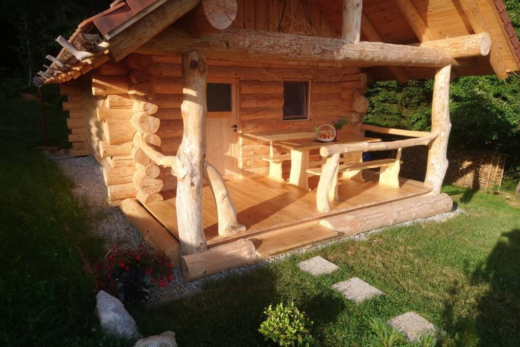 Hut At The Forest Male Brusnice 외부 사진