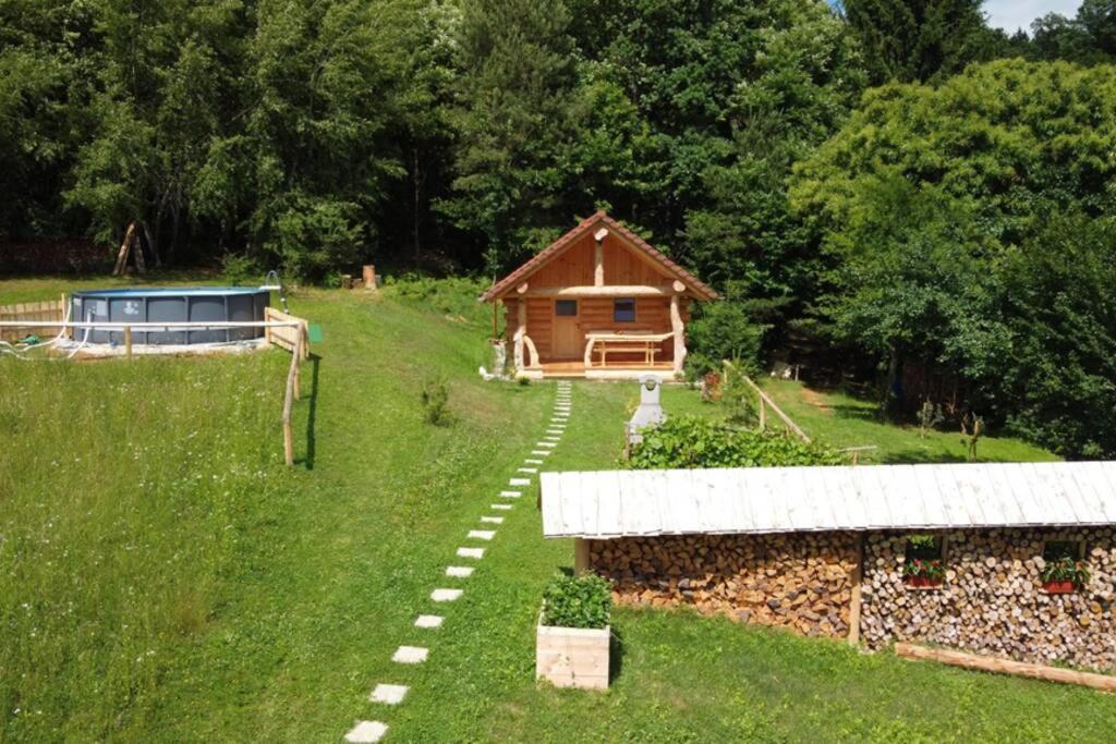 Hut At The Forest Male Brusnice 외부 사진